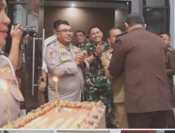 Kapolres Dan Forkopimda Beri Kejutan HUT Kejaksaan ke-80 di Kantor Kejari Karo