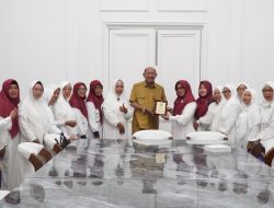 Syah Afandin Dukung Pendirian Pesantren Lansia