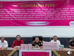 Kejaksaan Tarutung Serahkan Uang Pengganti Kasus Korupsi ISP 