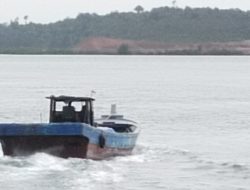 Kapal Diduga Beroperasi Tanpa Dokumen di Pelabuhan Punggur