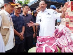 Komitmen Bupati Langkat Terjang Banjir Demi Bantuan Merata