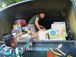 Tim Setkab RI Salurkan 1.000 Paket Bantuan untuk Korban Banjir  