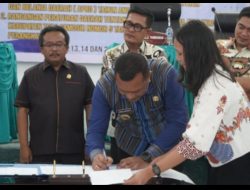 Pemkab dan DPRD Toba Sepakat Ranperda Jadi Perda APBD 2026