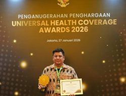 BPJS Gratis Samosir Raih UHC Award