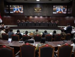 MK Tolak Gugatan Bonatua Silalahi Soal Verifikasi Ijazah  