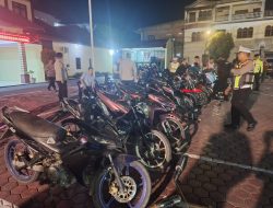 Razia Polres Samosir  Amankan 22 Knalpot Brong 