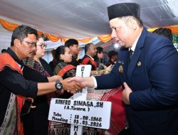 Bupati Samosir Pimpin Upacara Pemakaman Camat Palipi 