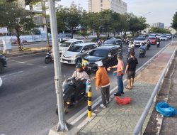 Aksi Sosial Wartawan dan Indragiri Grup Berbagi Takjil