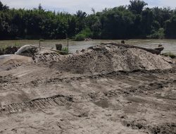 Tambang Pasir Ilegal Galang Rusak Lingkungan dan Infrastruktur